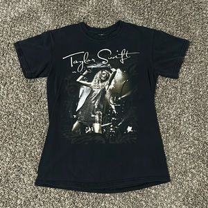 Taylor Swift Fearless tour t-shirt (no tag)
